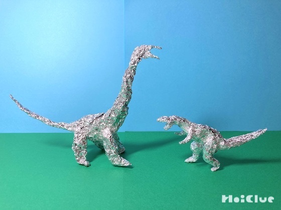 にぎにぎザウルス〜“見立て”を楽しむ遊び〜 | 保育と遊びの